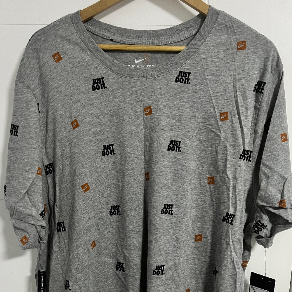 Nike T Shirt XXL